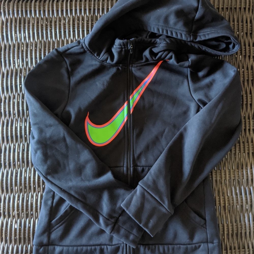 🔥 Nike Zipper Hoodie